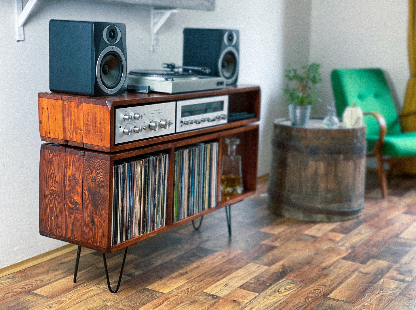 "The One with the Top" record player table