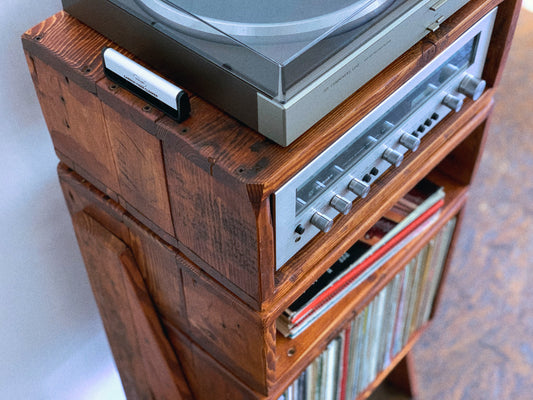 "R2-D2" record player table - pallet habera.