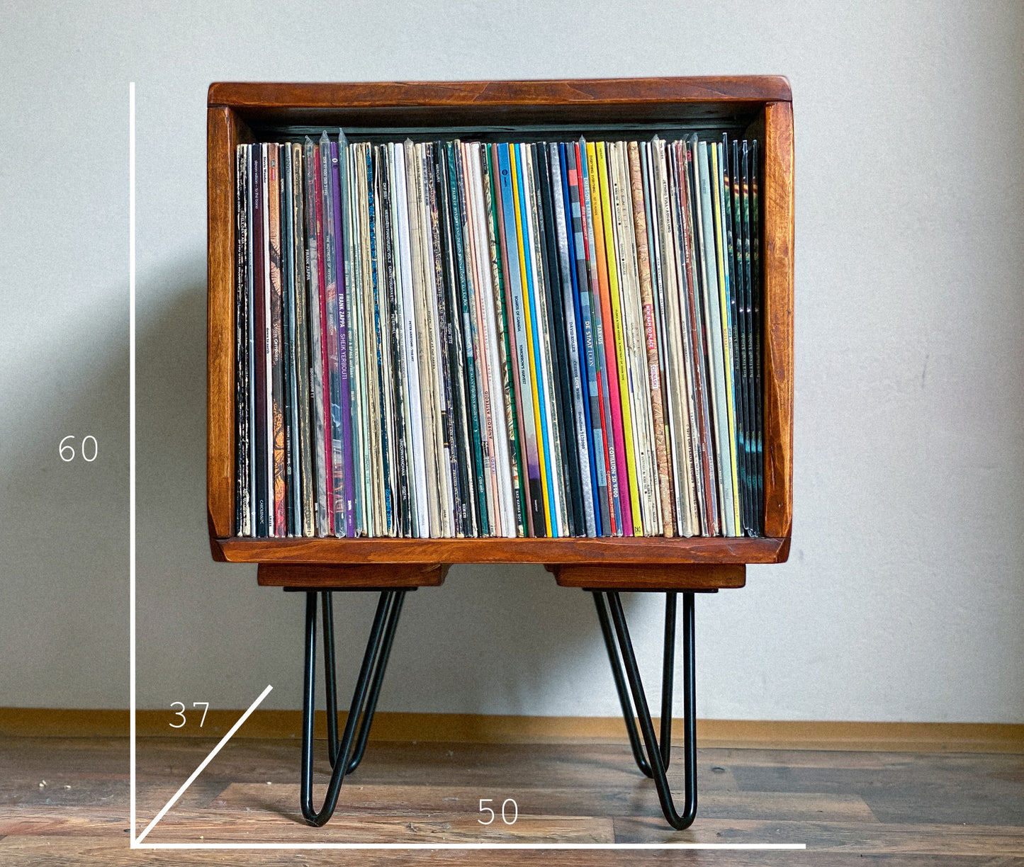 "The Box" record player table - pallet habera.