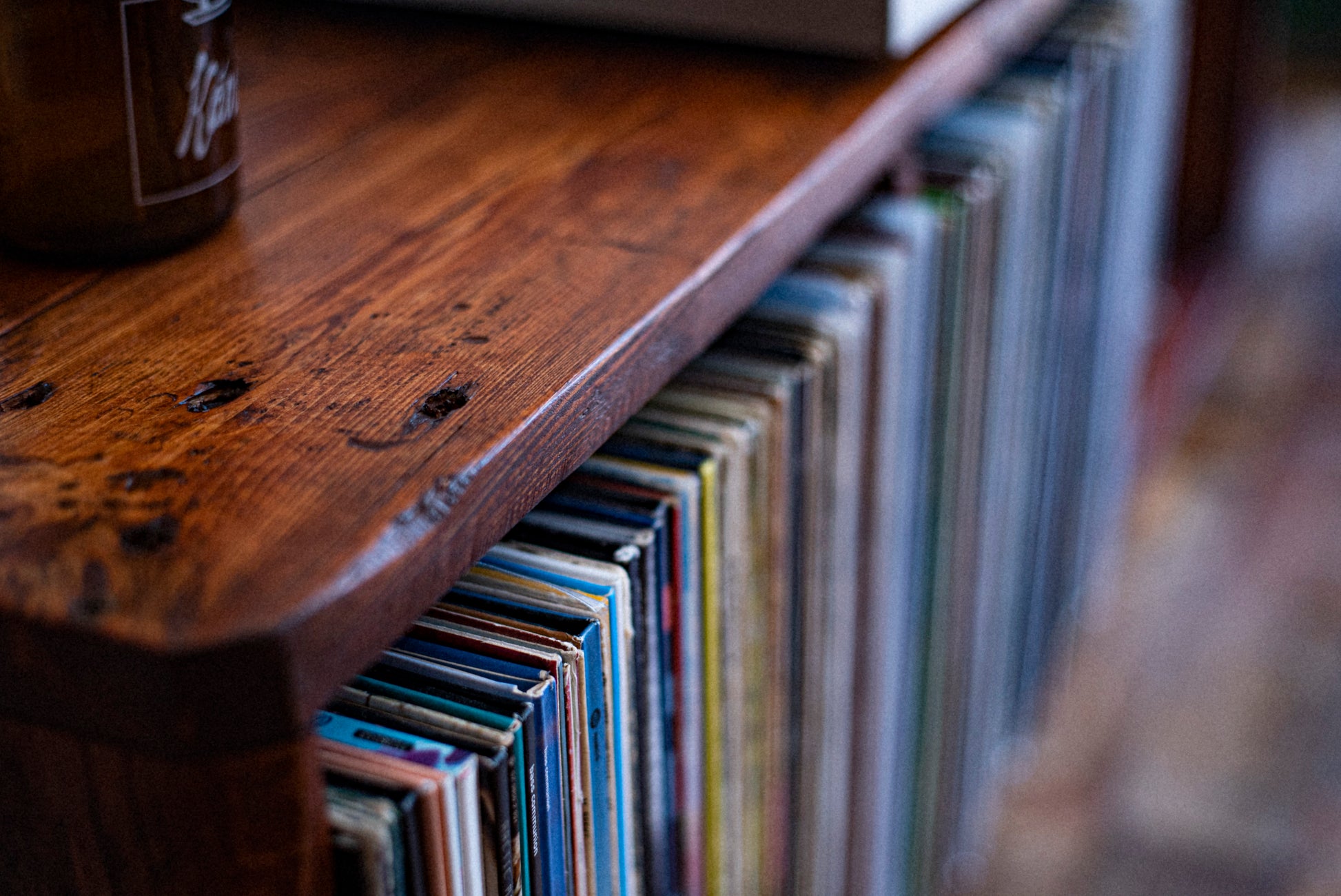 "The Original One" record player table - pallet habera.